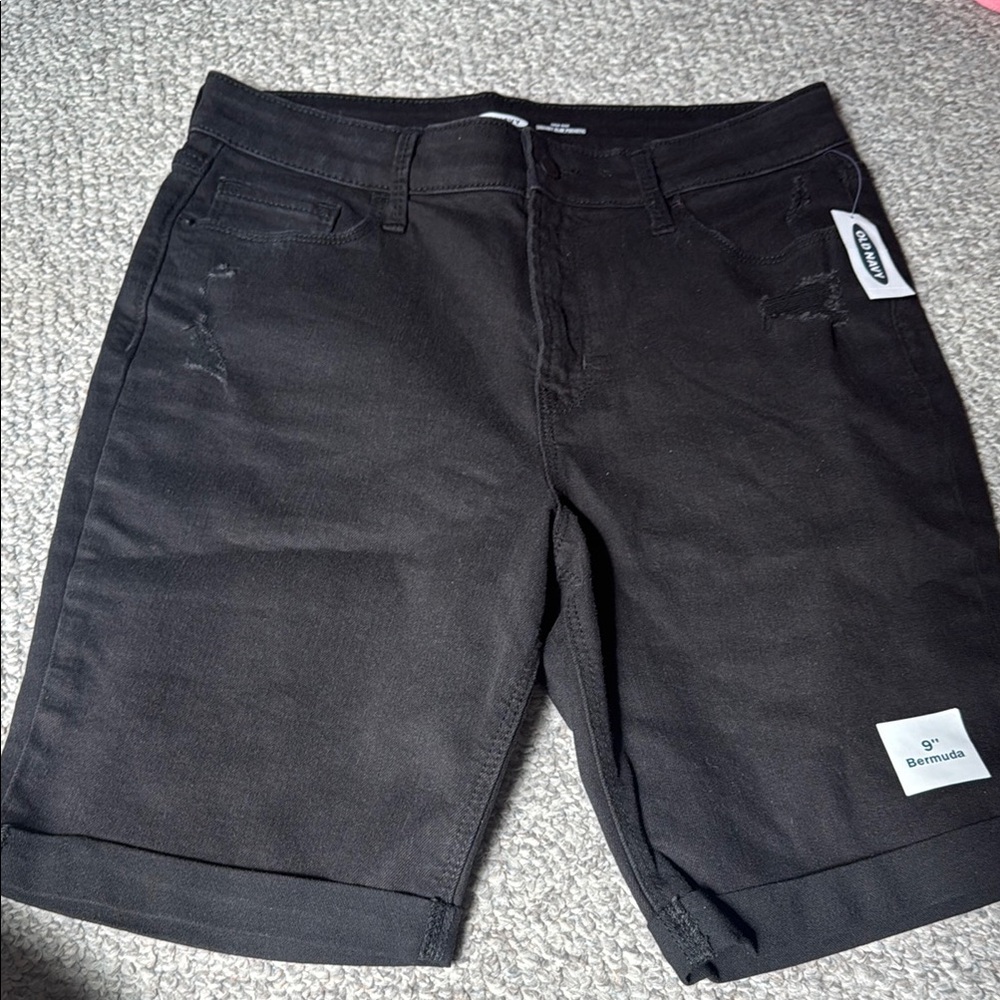Old Navy Black Women's Bermuda Shorts